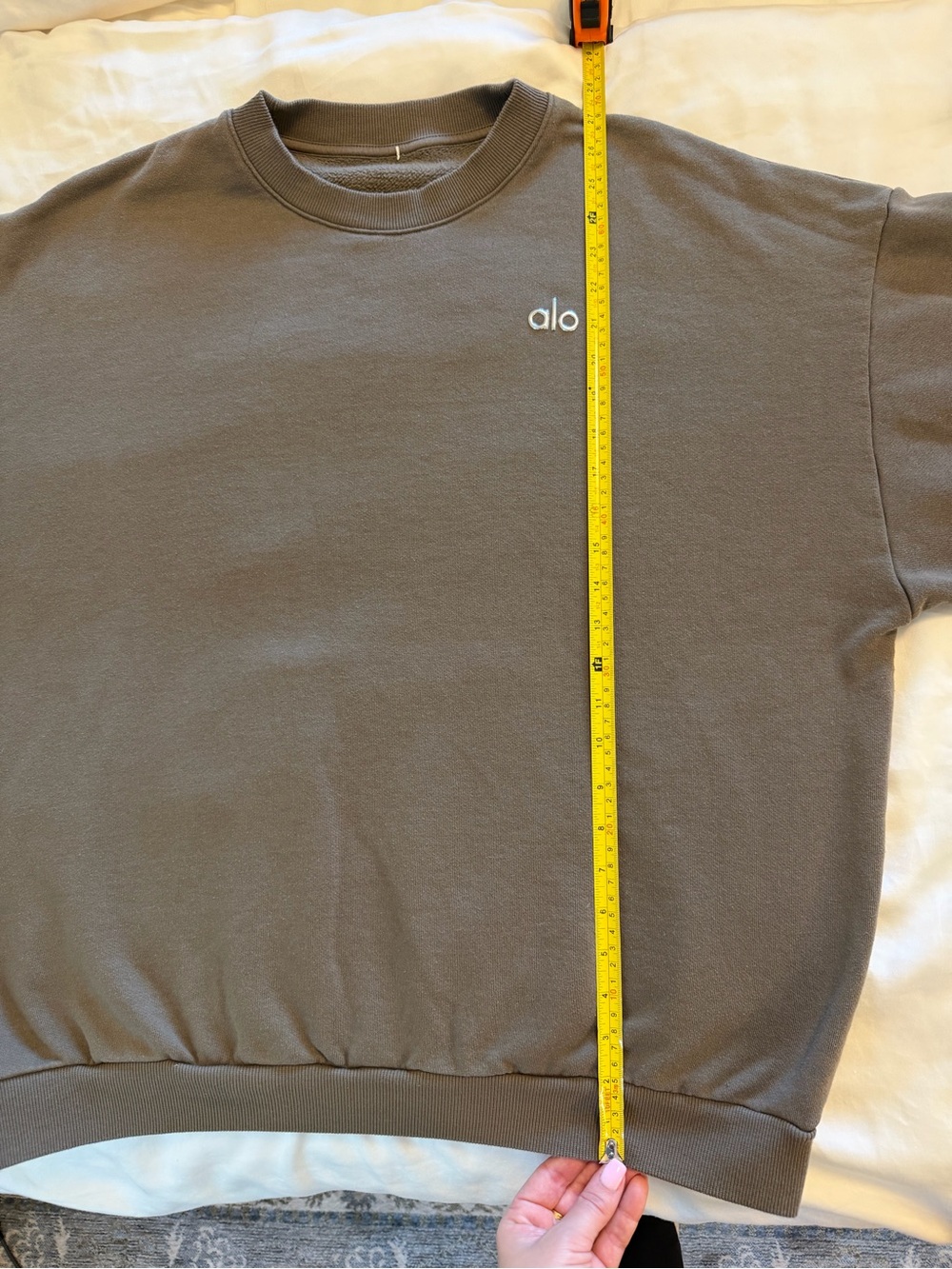 Alo Yoga Accolade Crew Neck Pullover, M - Picture 4 of 4